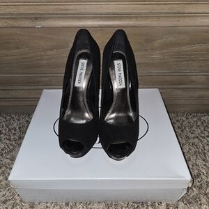 Steve Madden Black Peep Toe Heels